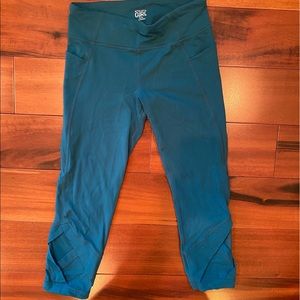 Athleta Girl Cropped Leggings